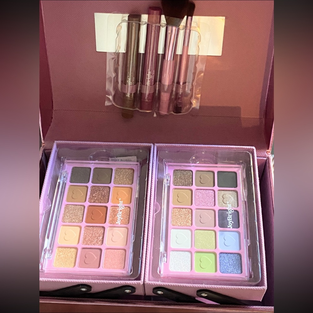 Ulta Beauty Pink Heart Vanity Case Organizer with Assorted Makeup & Brushes